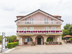 Charming Apartment in Imotski near Lake